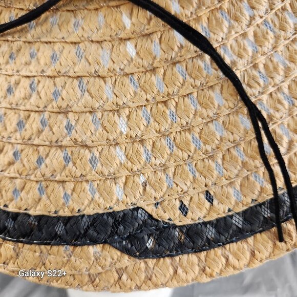 Wide Brim Natural Straw Sun Hat With Black Ribbon Bow Lightweight & Breathable I - Picture 5 of 12